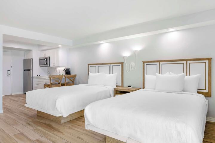 Best Western Plus Beach Resort