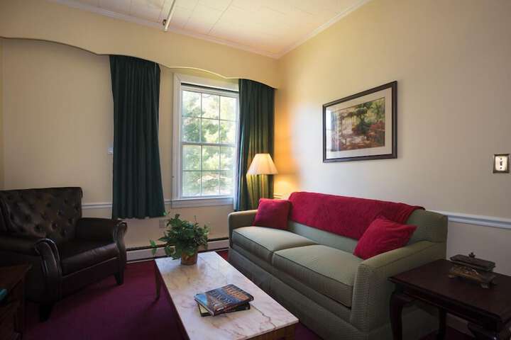 Room 13 of 39