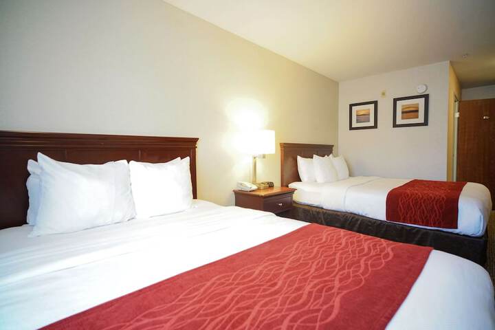 Room 32 of 38