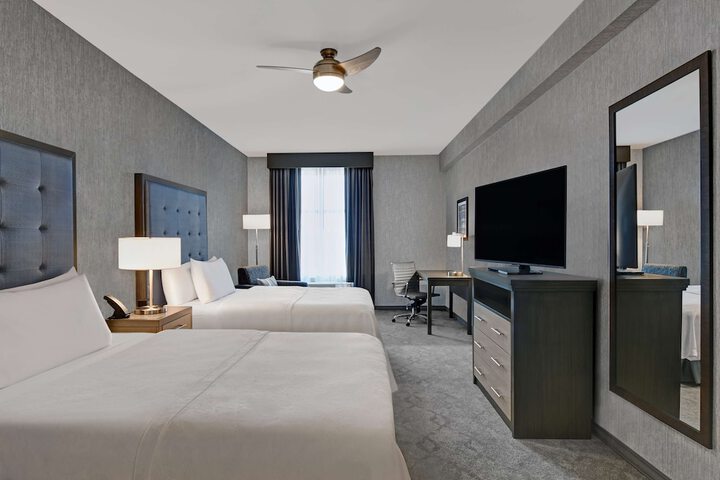 Room 27 of 47