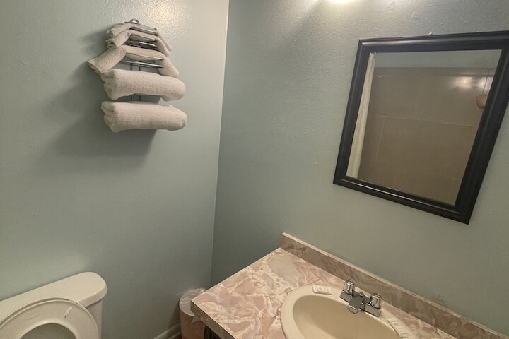 Room 14 of 19