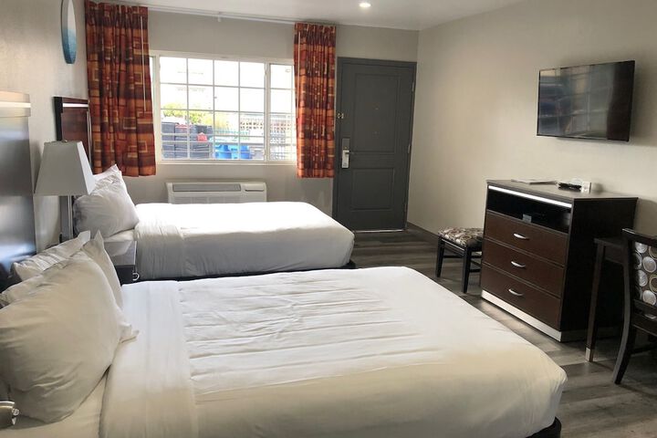 Room 18 of 34