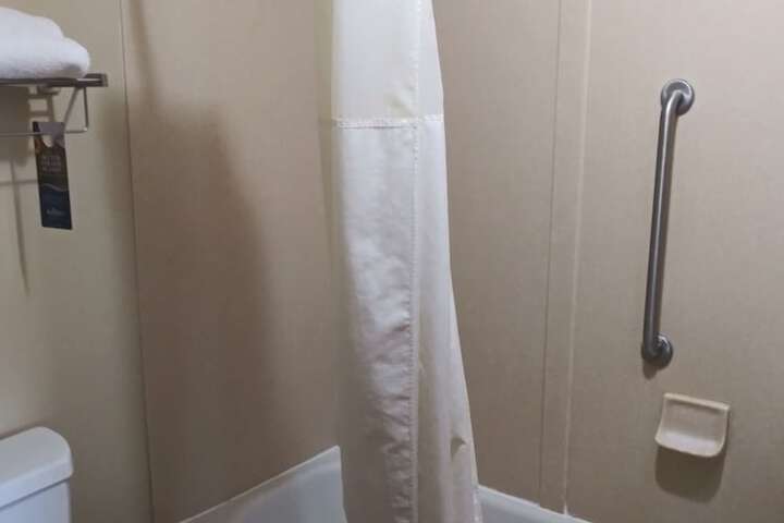 Room 4 of 21
