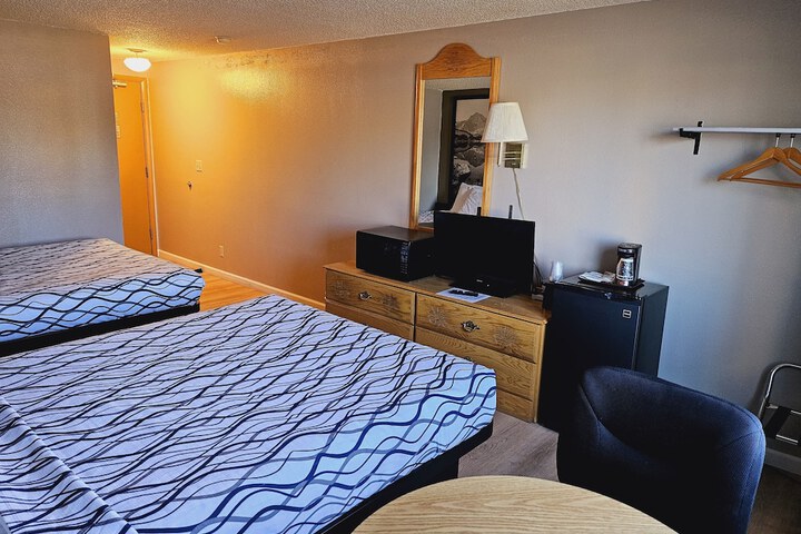 Room 7 of 16