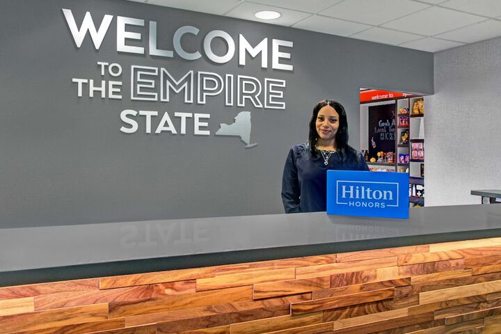Hampton Inn & Suites Syracuse Dewitt