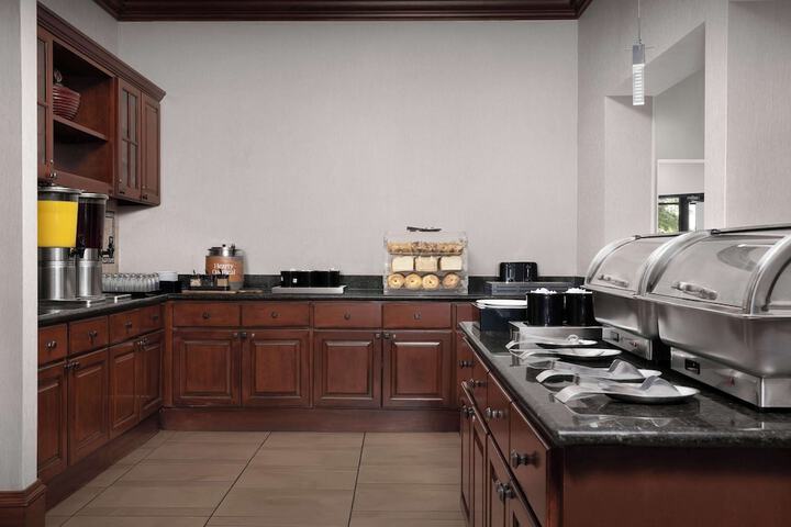 Breakfast/Coffee Service 40 of 46