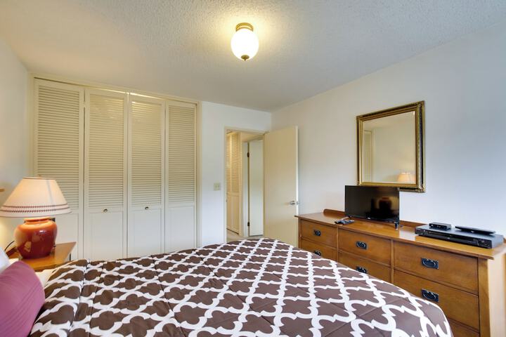 Lincoln City Vacation Rental w / Pool & Ocean Views