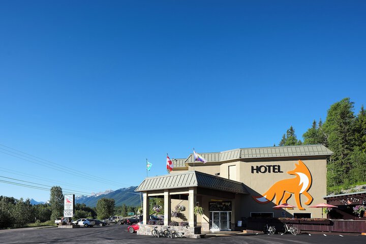 Hotel 4 of 94