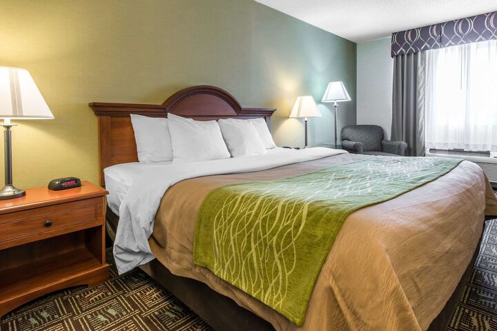 Comfort Inn Weirton - Steubenville