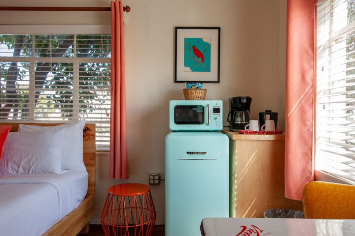 Room 16 of 44