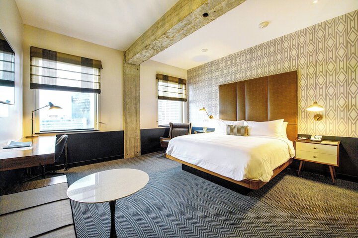 Room 19 of 42