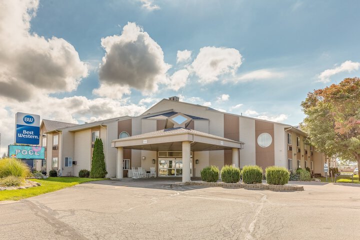 Best Western Lakewinds