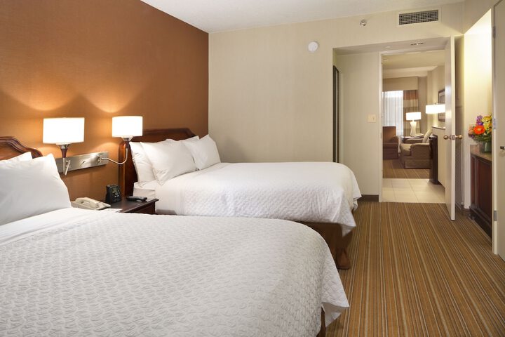 Embassy Suites by Hilton Parsippany