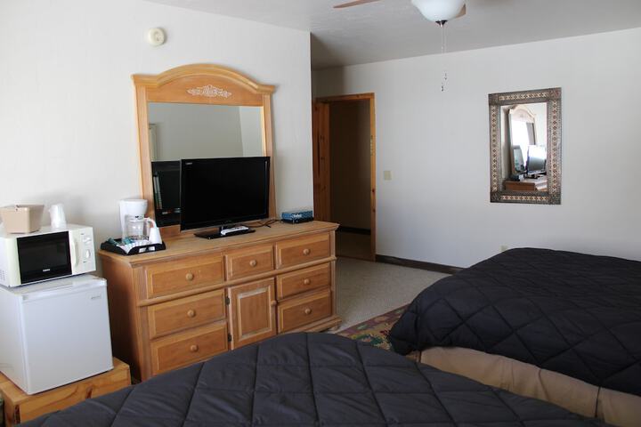 Room 52 of 104