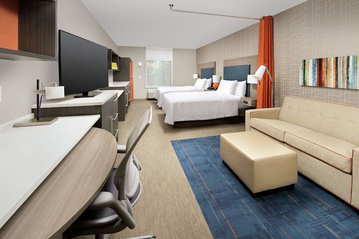Room 14 of 26