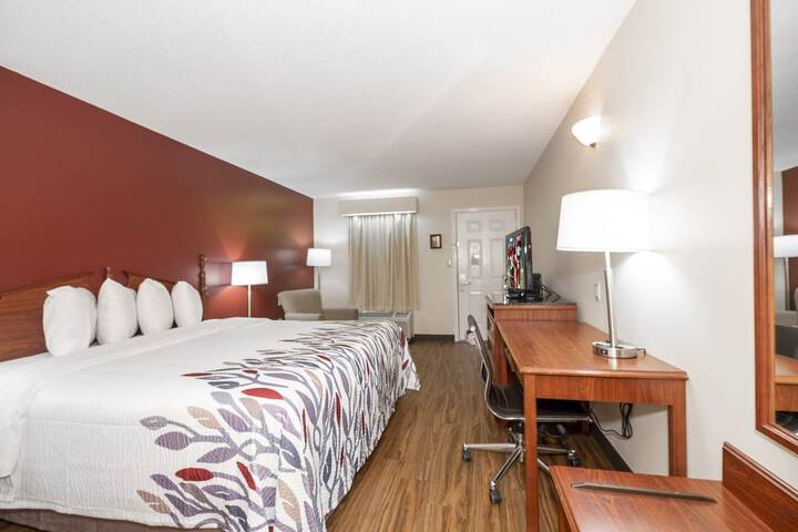 Room 19 of 37