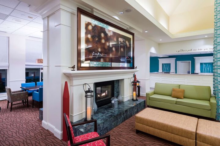 Hilton Garden Inn Edison / Raritan Center