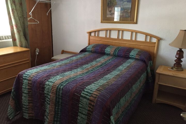 Room 71 of 113