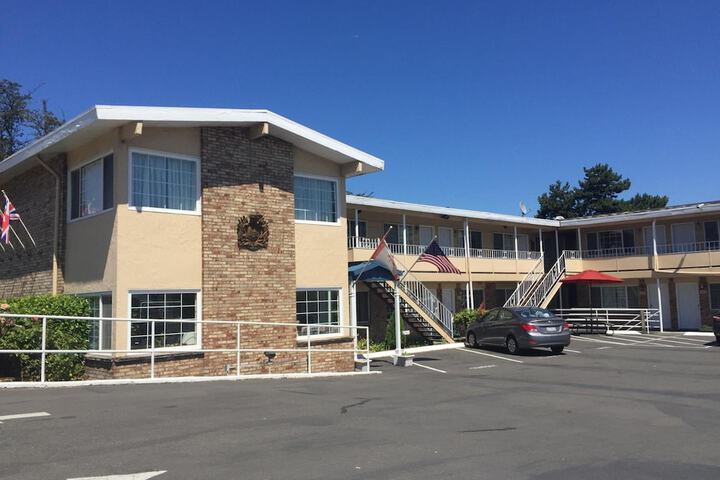 Hotel 3 of 30