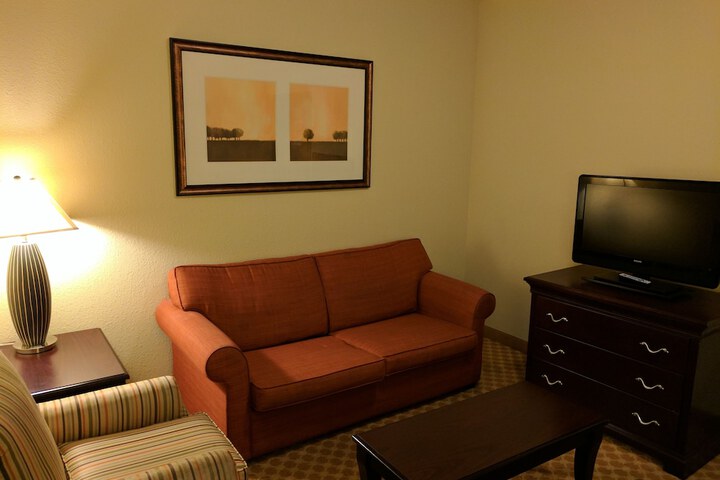 Room 25 of 41