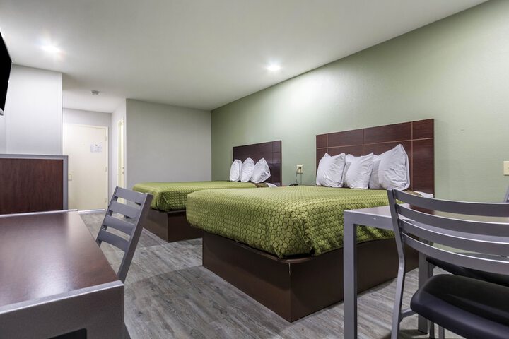 Room 22 of 30