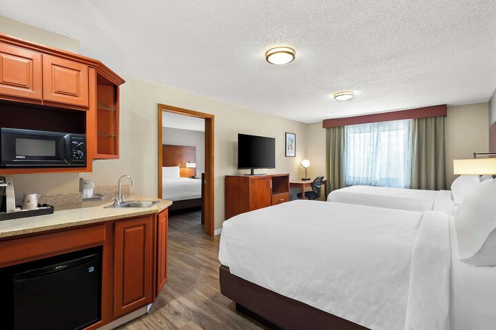 Best Western Fremont / Angola I-80/90 Toll Road