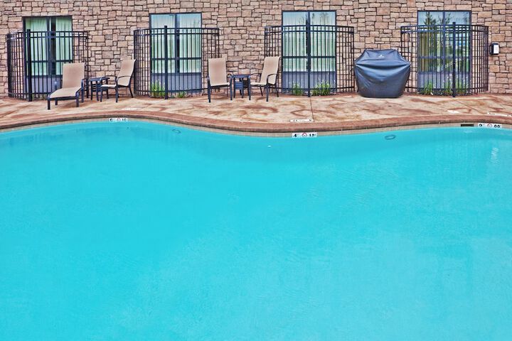 Pool 9 of 39