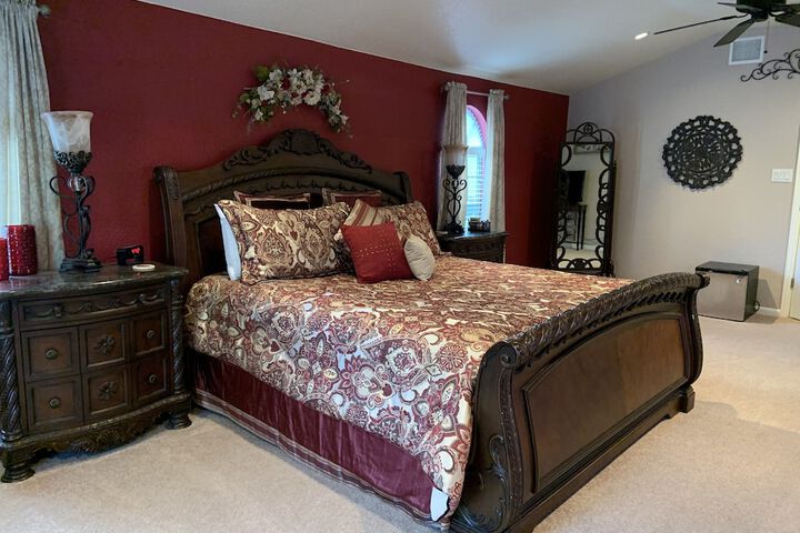 Maple Creek Bed and Breakfast