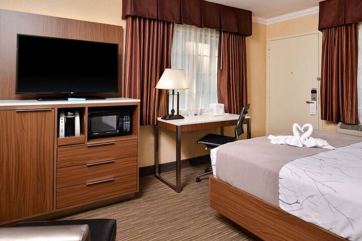 Room 20 of 37