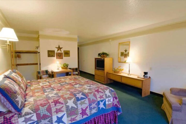 Room 49 of 81
