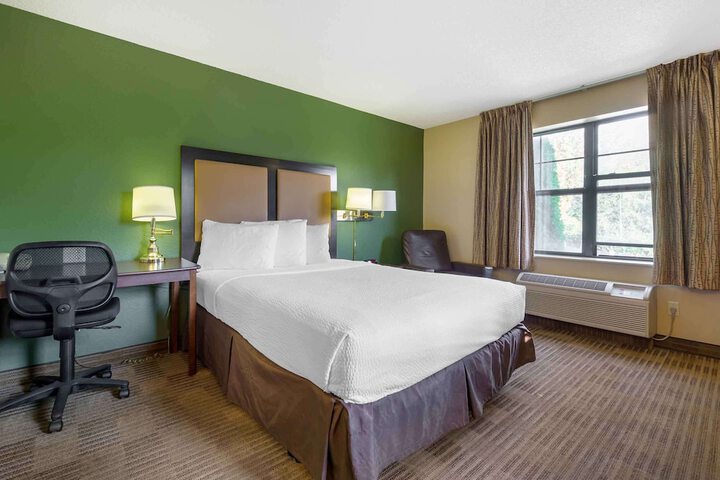 Room 12 of 31