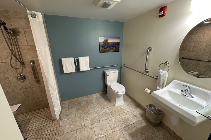 Red Feather Lodge
