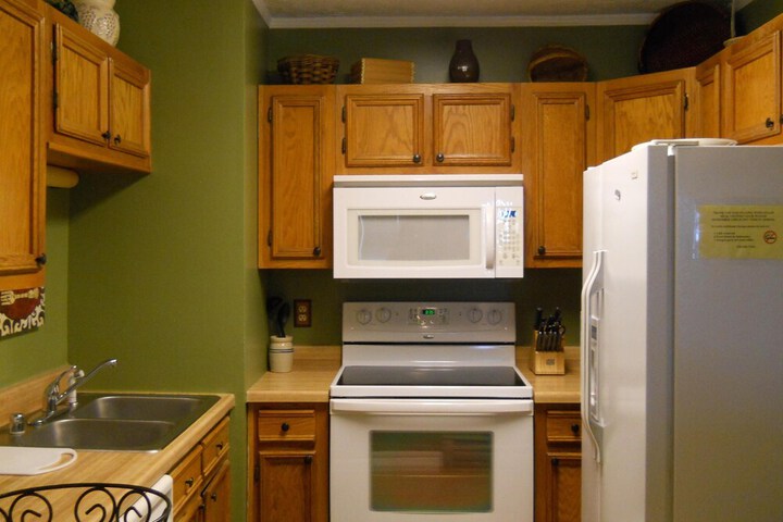Sugar Ski & Country Club Unit 423 Silver