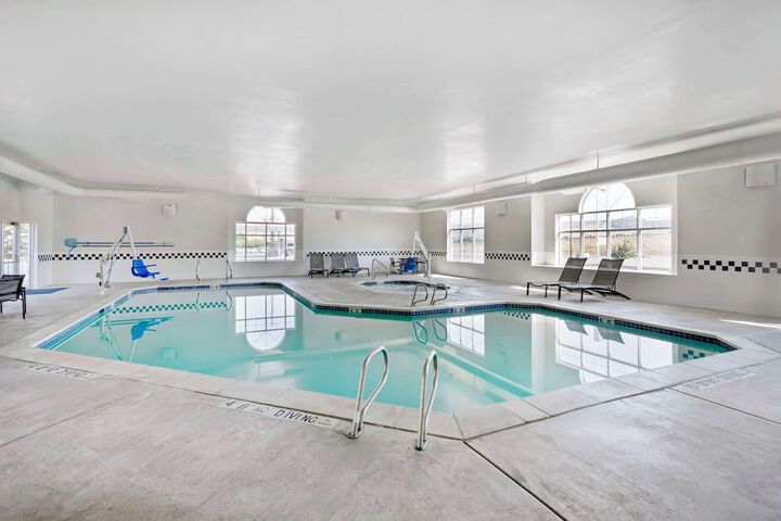 Pool 5 of 37