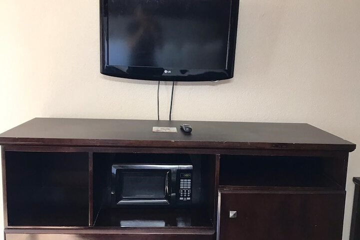 Room 7 of 15