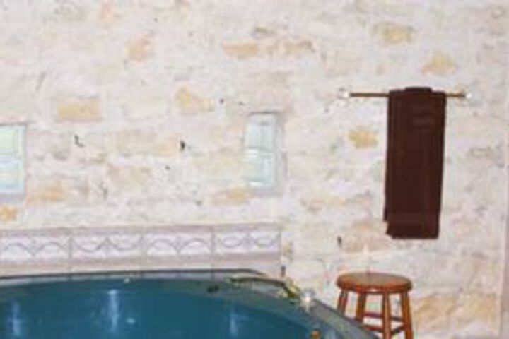 Utopia River Retreat