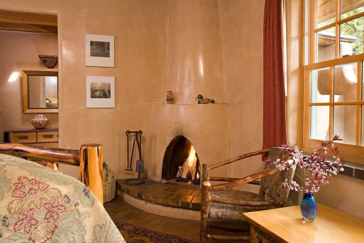 Room 9 of 31