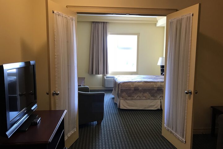 Room 22 of 28