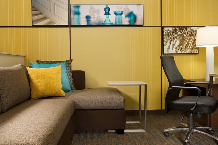 Room 18 of 29