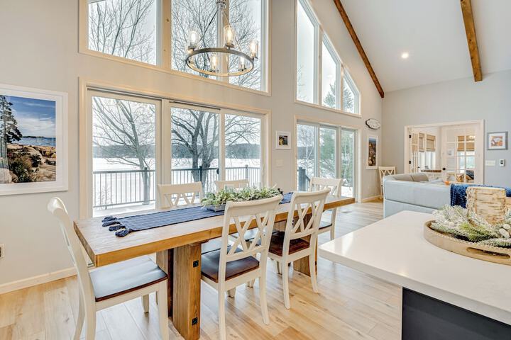 Lakefront Rhinelander Cottage w / Private Dock!