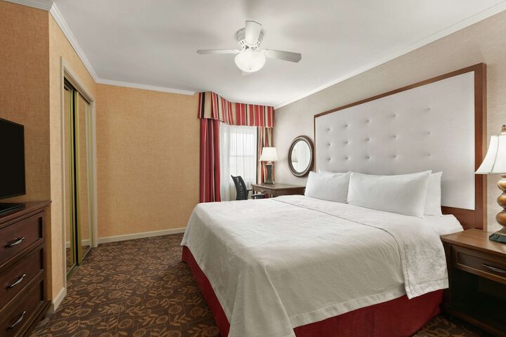 Homewood Suites by Hilton Syracuse / Liverpool