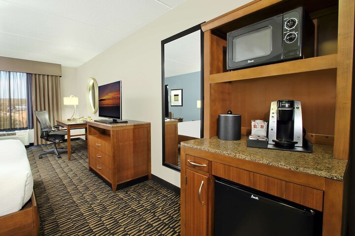 Room 19 of 43