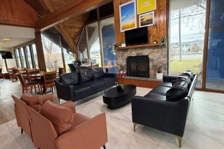 Days Inn by Wyndham Rutland / Killington Area