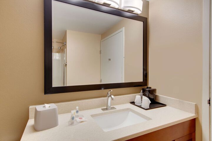 Room 12 of 36