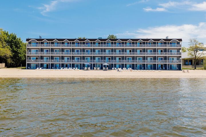 Bayshore Resort