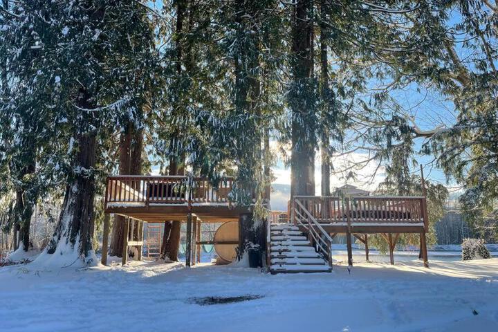 Riverfront Getaway on the Wild and Scenic