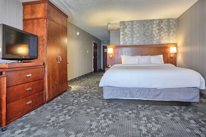 Courtyard by Marriott Harrisburg West / Mechanicsburg