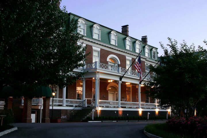 Hotel 3 of 70