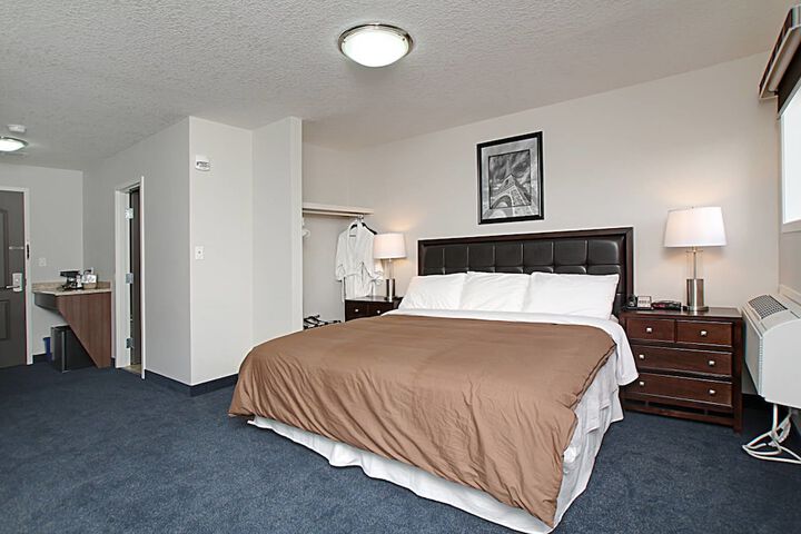Room 16 of 31
