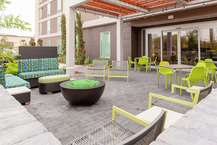 Terrace/Patio 33 of 35